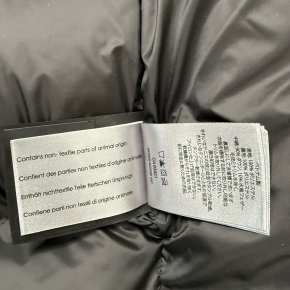 AUTH Moose Knuckles Cloud Shearling Parka with Removable Fur Hood, size XS - Picture 9 of 15